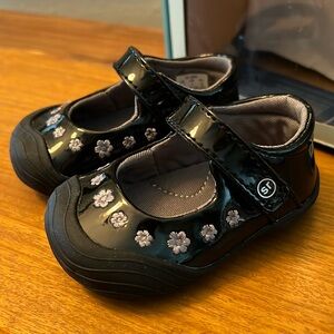 Stride Rite Black Patent Mary Jane’s with Floral Detail